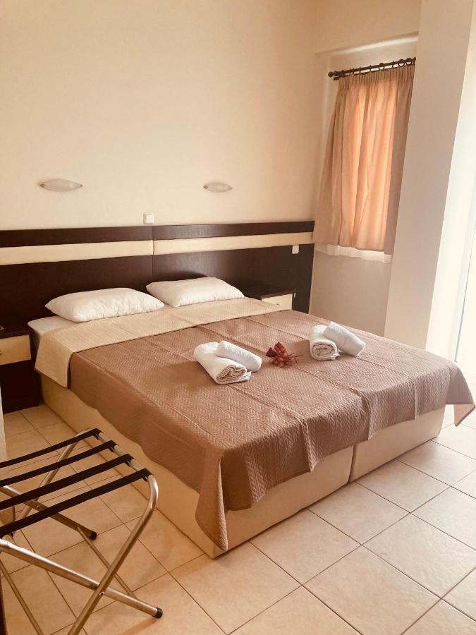 Villa Hariklia Paralia Katerinis Ngoại thất bức ảnh